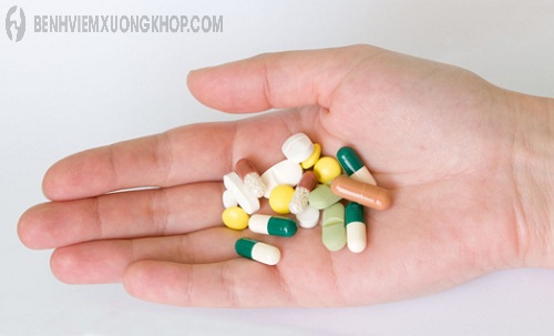 Lạm dụng thuốc giảm đau có thể gây nhờn thuốc khiến Gout nặng hơn