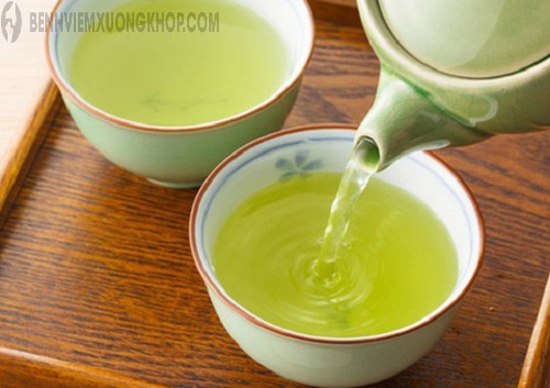 Nước trà xanh chứa nhiều oxy hóa phòng ngừa lão hóa xương khớp