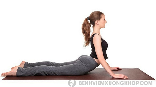 Bài tập Yoga chữa đau cột sống cơn đau