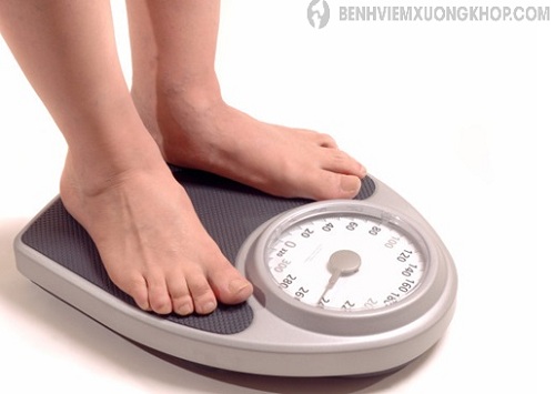 Kiểm soát cân nặng phòng ngừa loãng xương hiệu quả