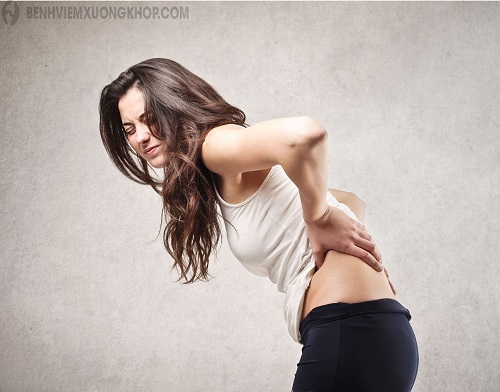 triệu chứng thoái hóa cột sống thắt lưng gây đau nhức