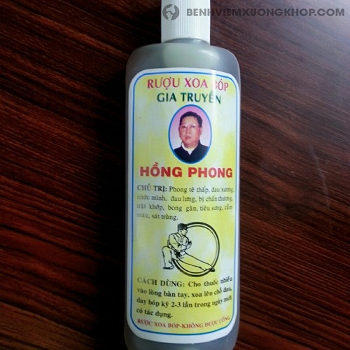 Thuốc xoa bóp gia truyền Hồng Phong được bào chế từ nhiều loại thảo dược