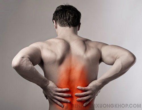 Khi tập gym bị đau lưng có nguy hiểm không?