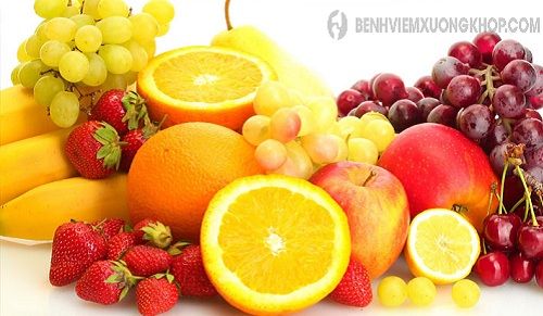 Người bệnh nên tăng cường trái cây tươi để tăng dịch khớp