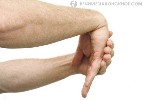 Nguyên nhân đau khớp cổ tay và cách phòng ngừa
