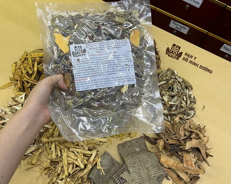 Thang thuốc sắc chữa xương khớp của Đỗ Minh Đường